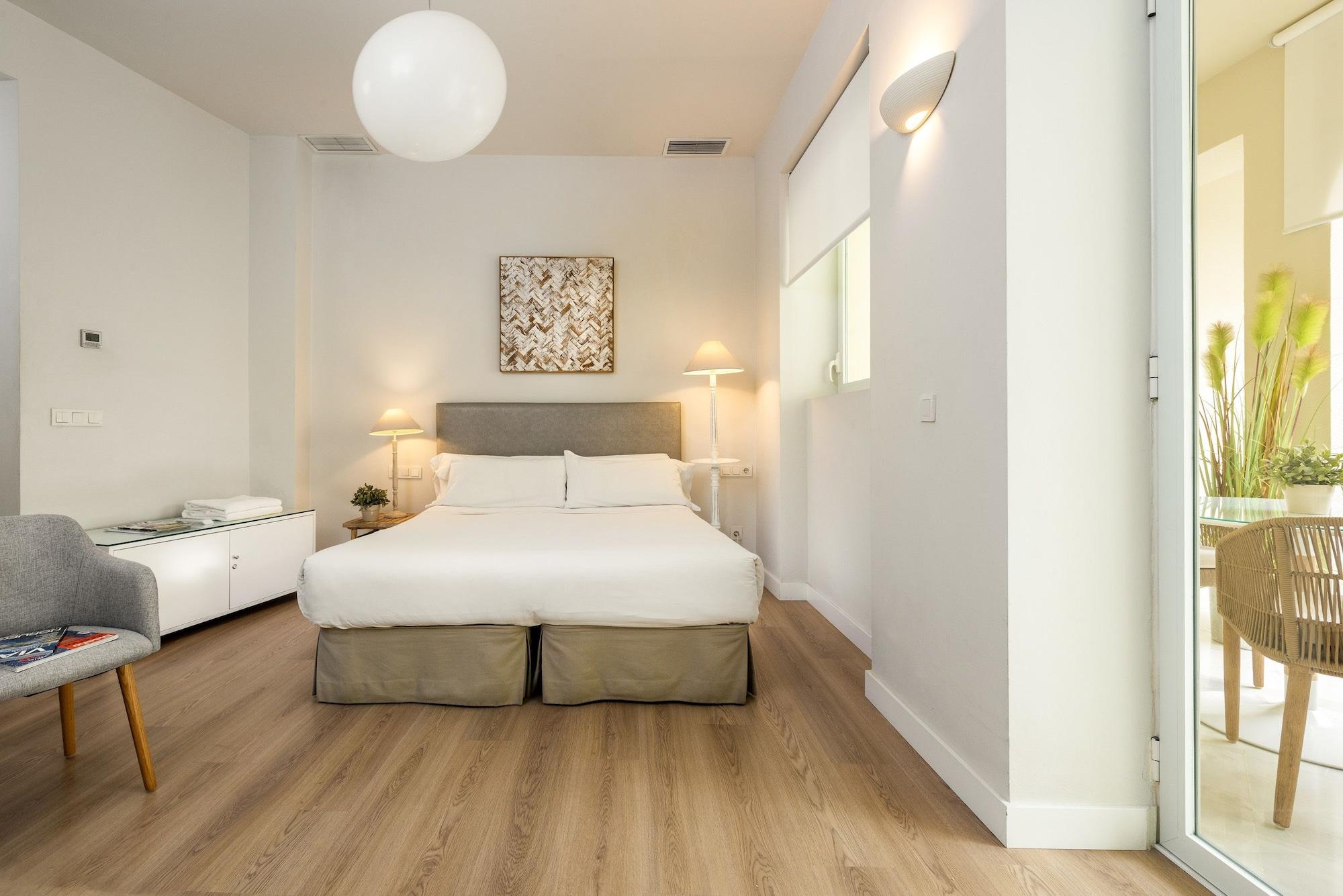 Suites Sevilla Plaza Bagian luar foto